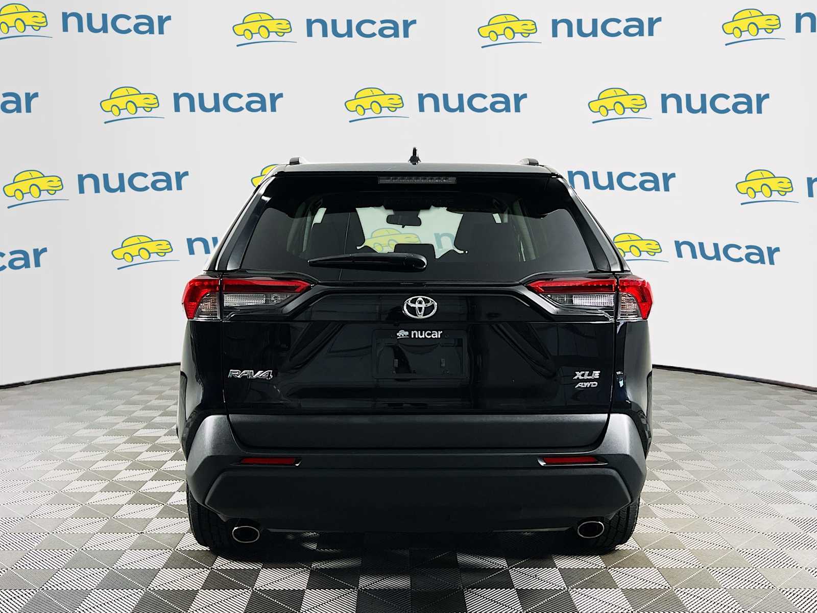 2022 Toyota RAV4 XLE - Photo 6