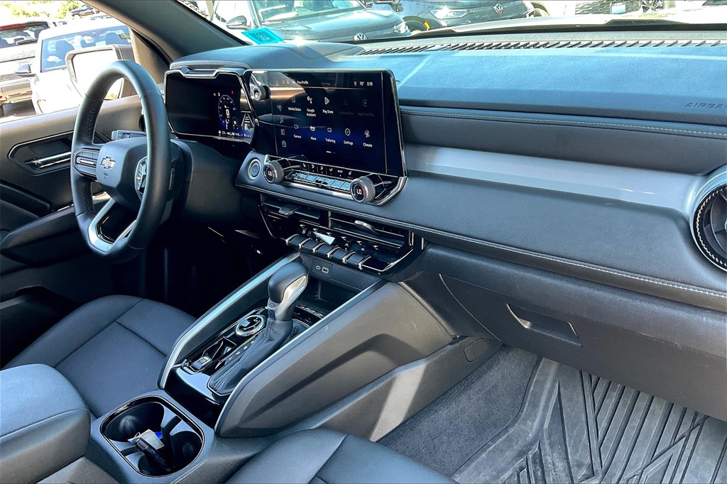 2024 Chevrolet Colorado LT - Photo 13