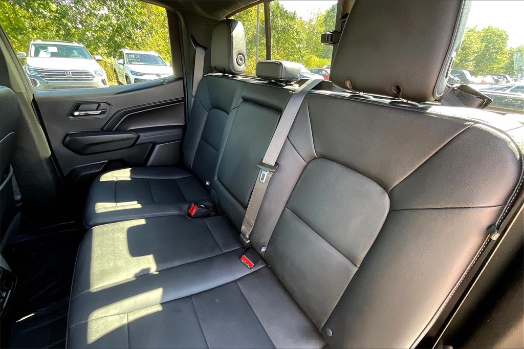 2024 Chevrolet Colorado LT - Photo 14