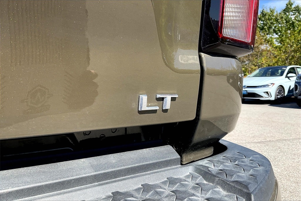 2024 Chevrolet Colorado LT - Photo 27