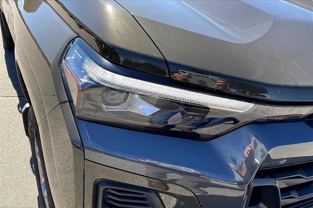 2024 Chevrolet Colorado LT - Photo 30