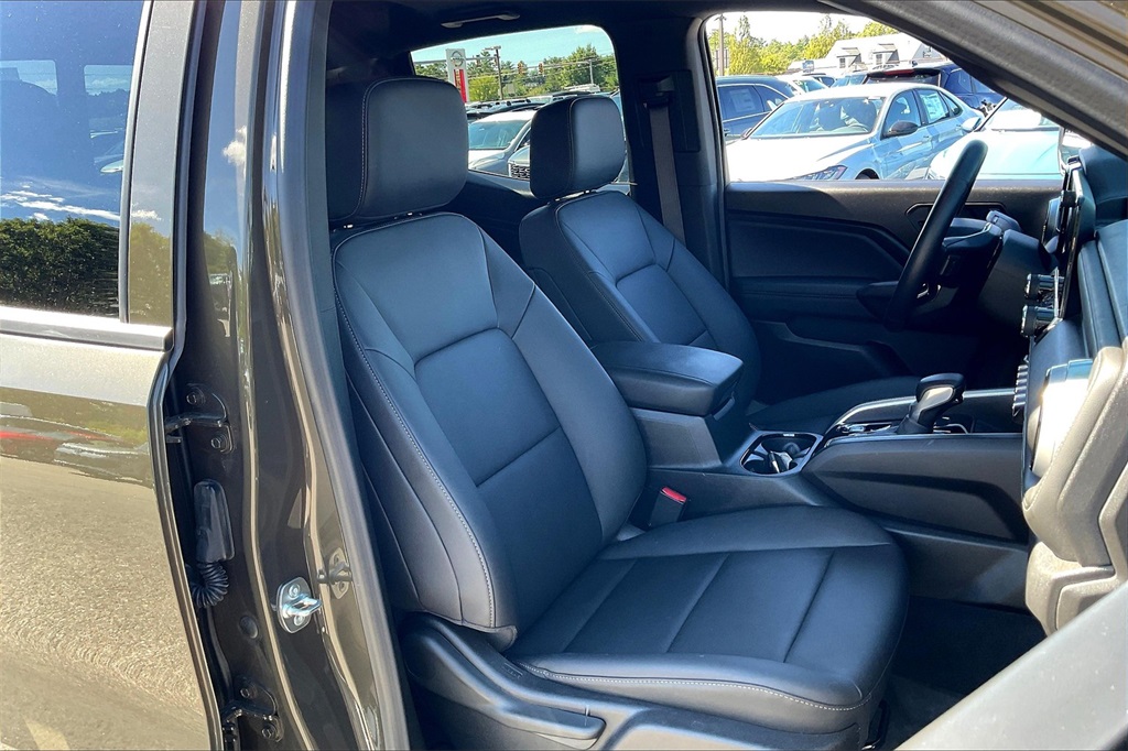 2024 Chevrolet Colorado LT - Photo 10