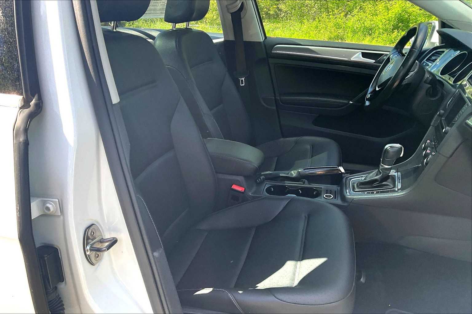 2017 Volkswagen Golf Alltrack SE - Photo 11