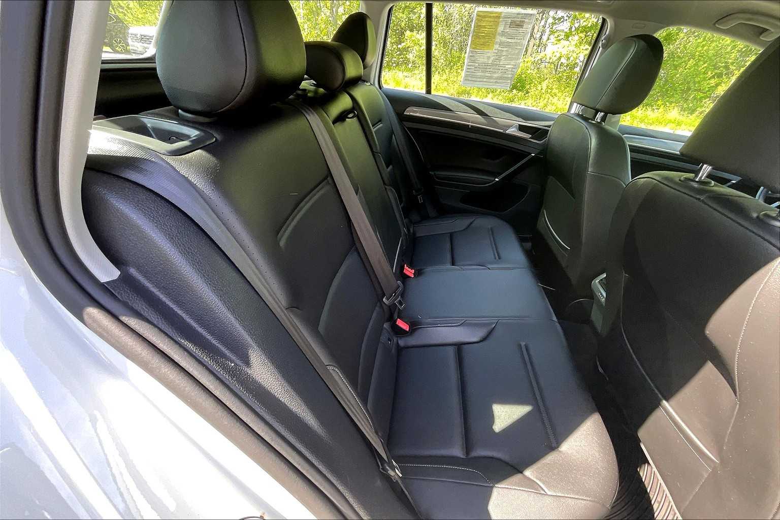 2017 Volkswagen Golf Alltrack SE - Photo 16