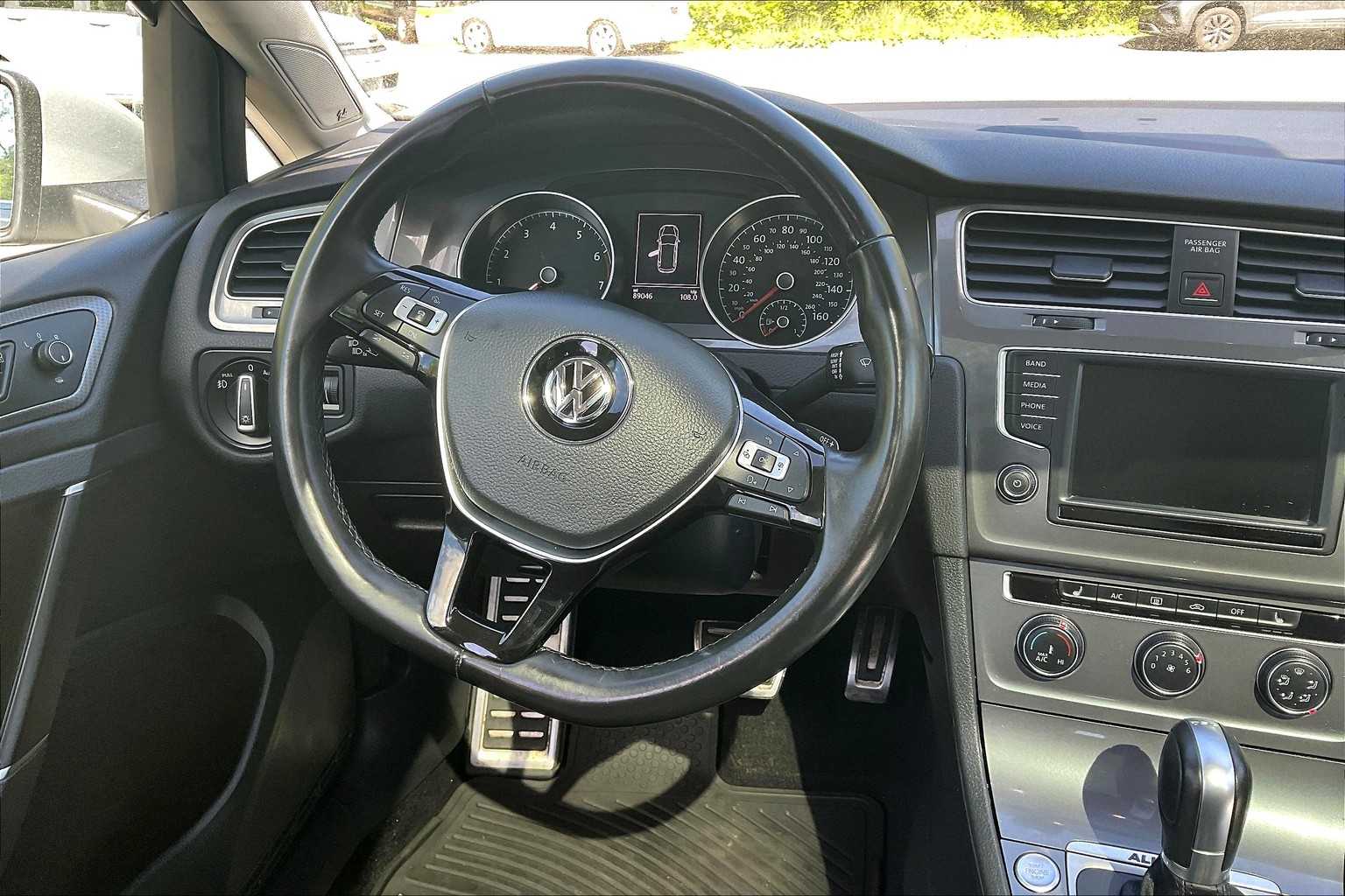 2017 Volkswagen Golf Alltrack SE - Photo 17