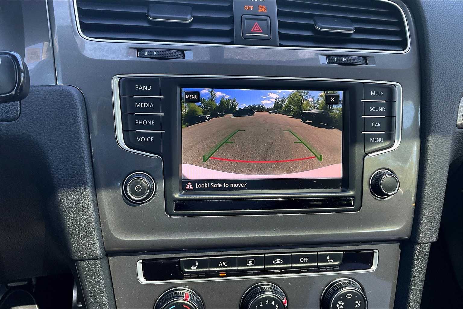 2017 Volkswagen Golf Alltrack SE - Photo 19