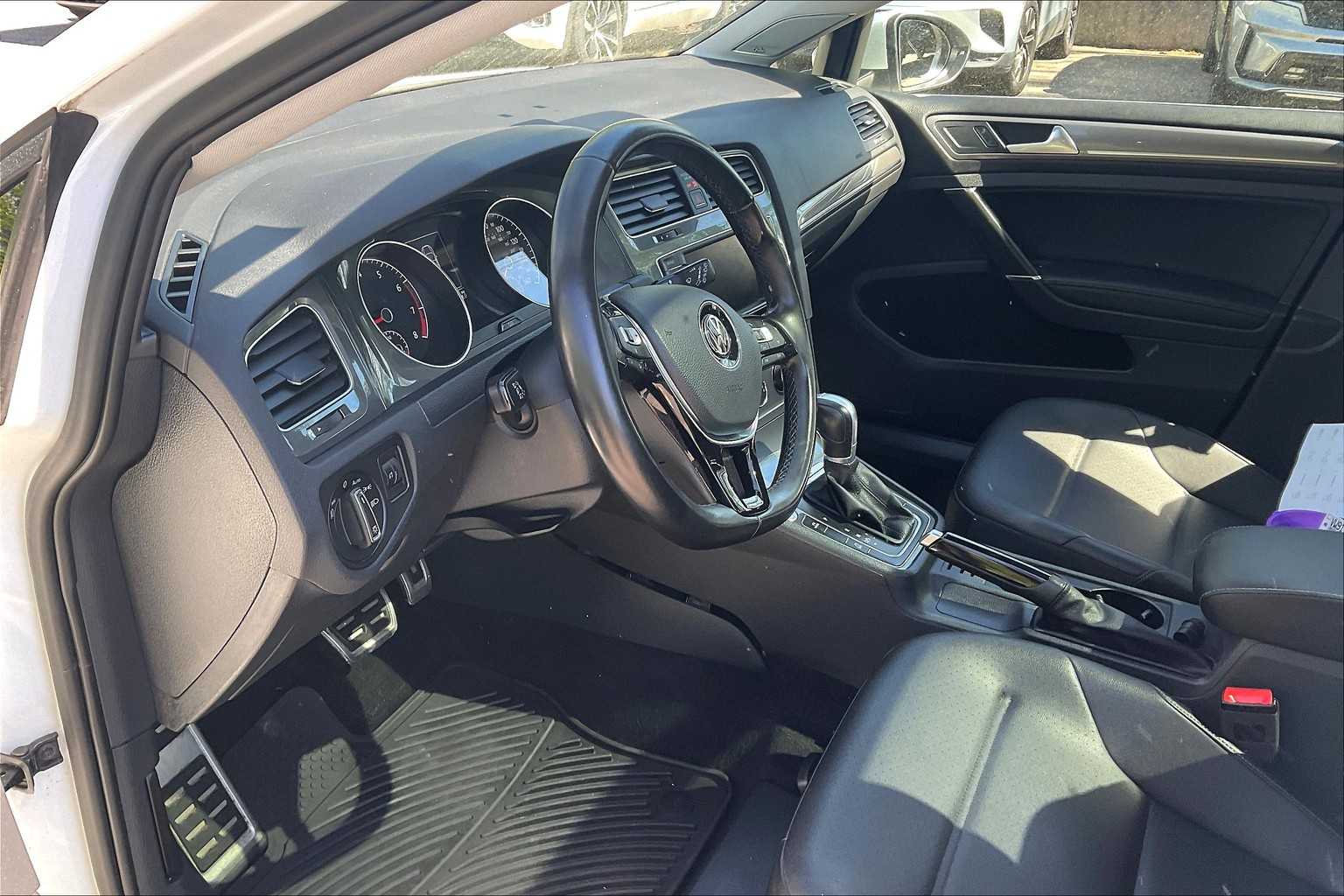 2017 Volkswagen Golf Alltrack SE - Photo 8