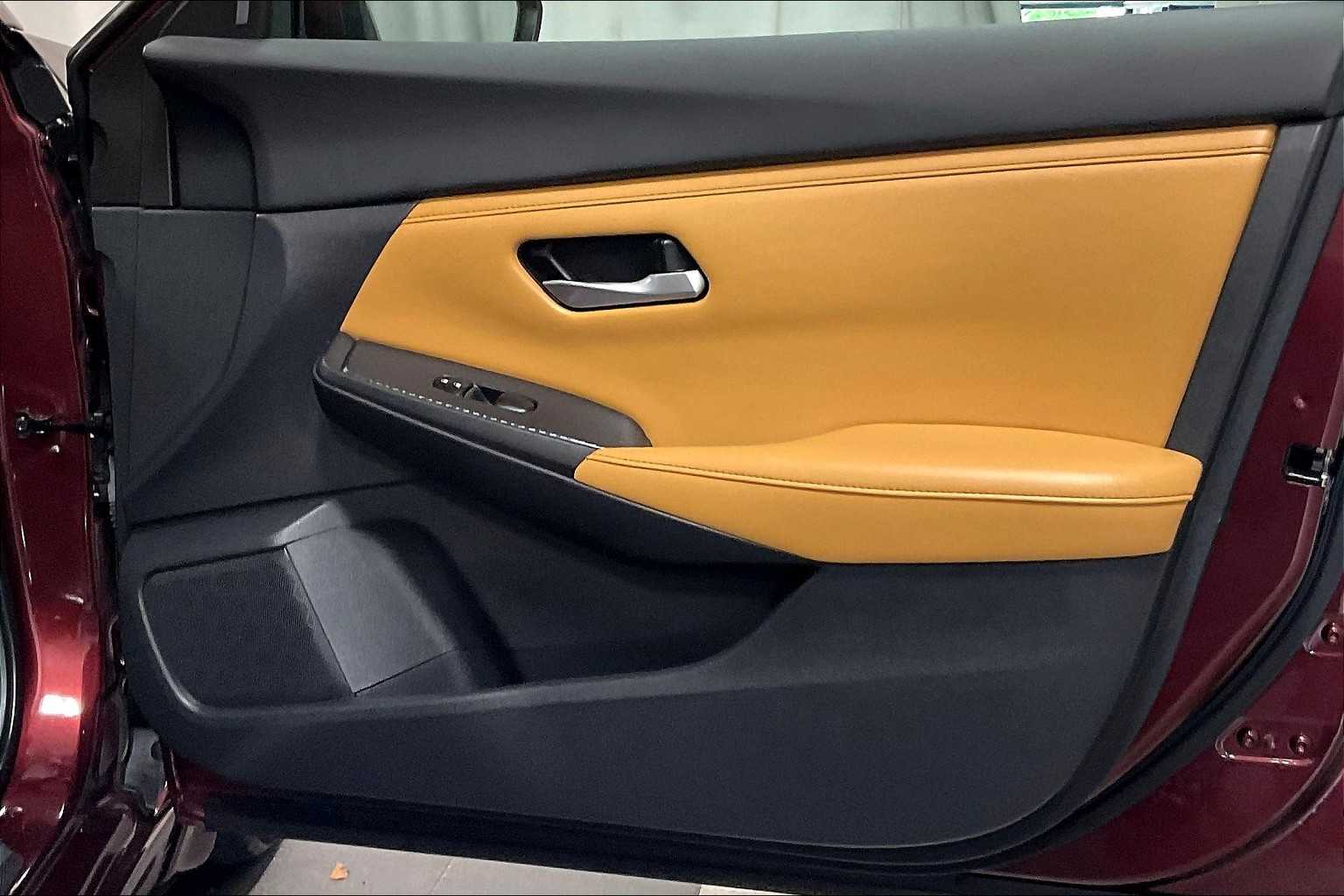 2022 Nissan Sentra SV - Photo 12