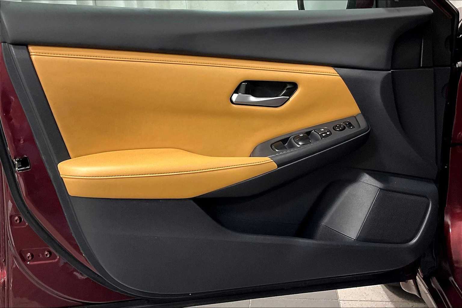 2022 Nissan Sentra SV - Photo 9