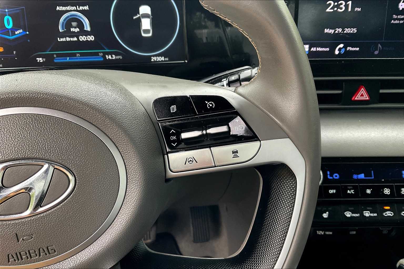 2021 Hyundai Elantra SEL - Photo 24