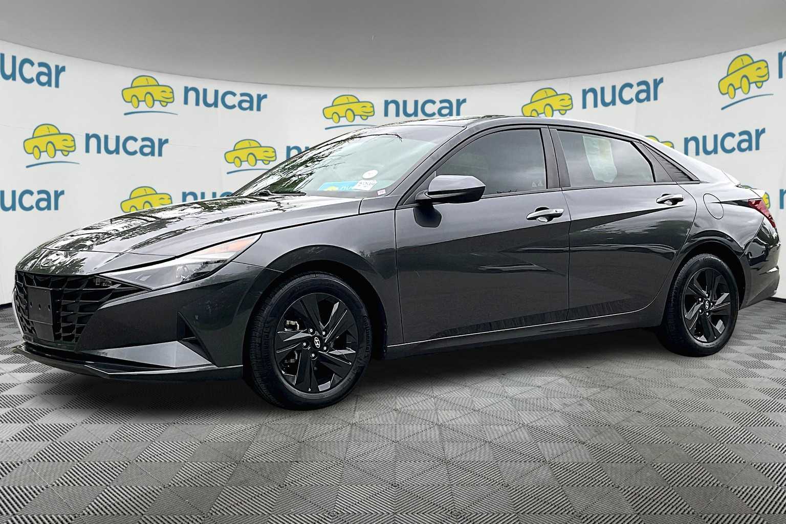 2021 Hyundai Elantra SEL - Photo 3