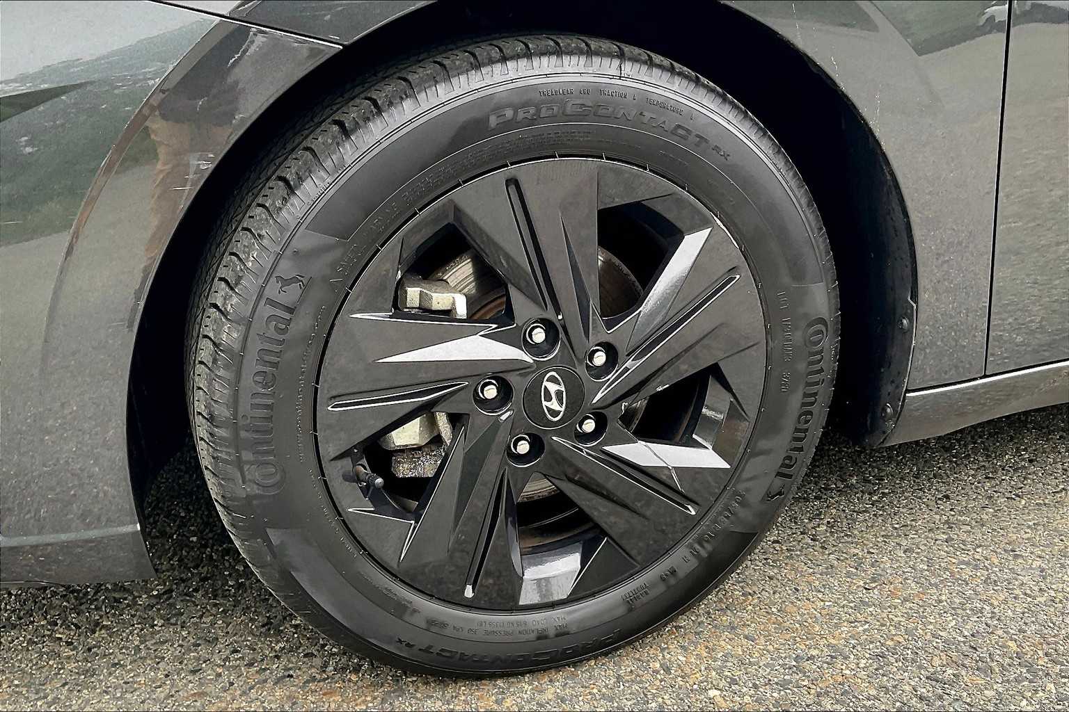 2021 Hyundai Elantra SEL - Photo 7