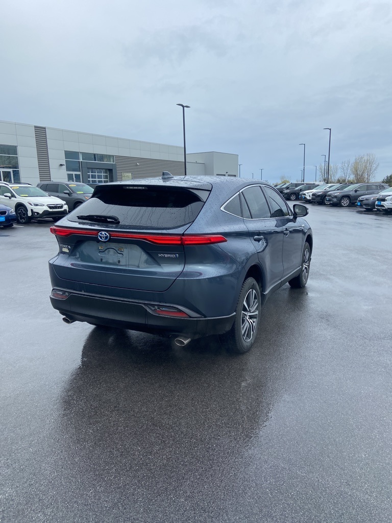 2021 Toyota Venza LE - Photo 4