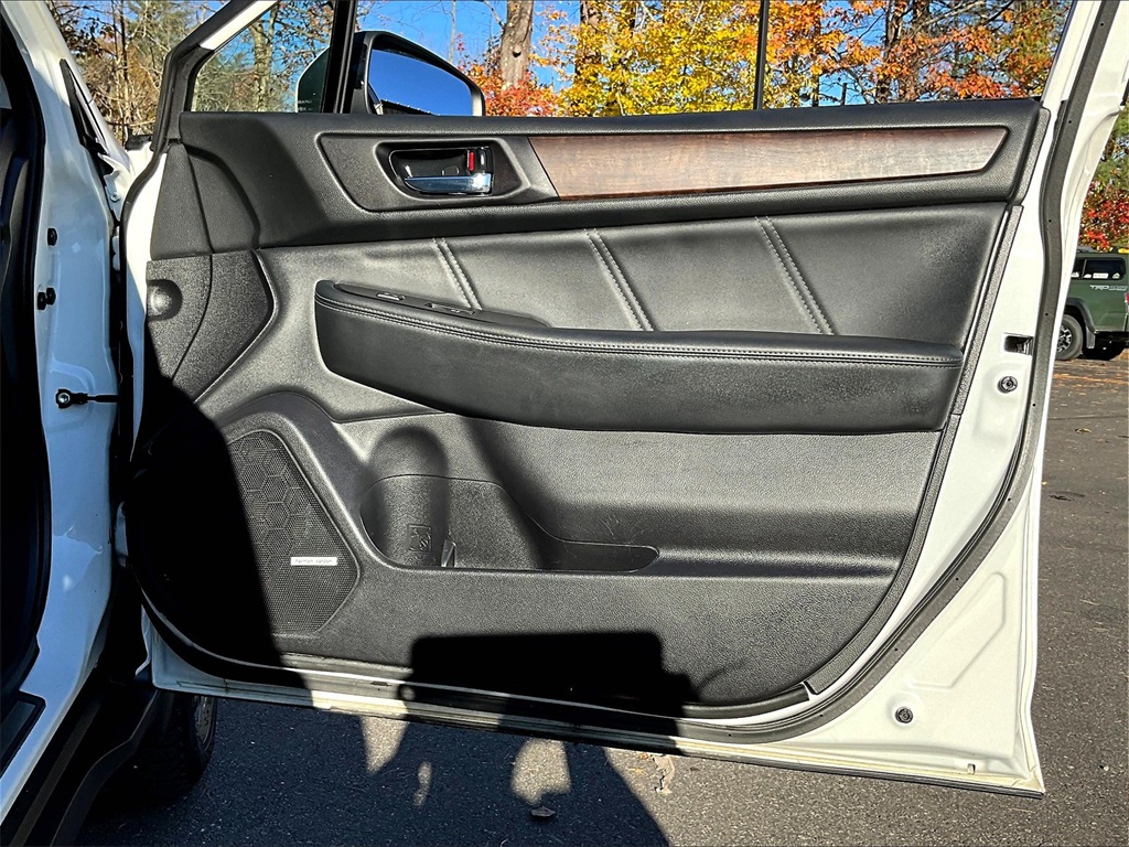 2019 Subaru Outback 2.5i - Photo 12