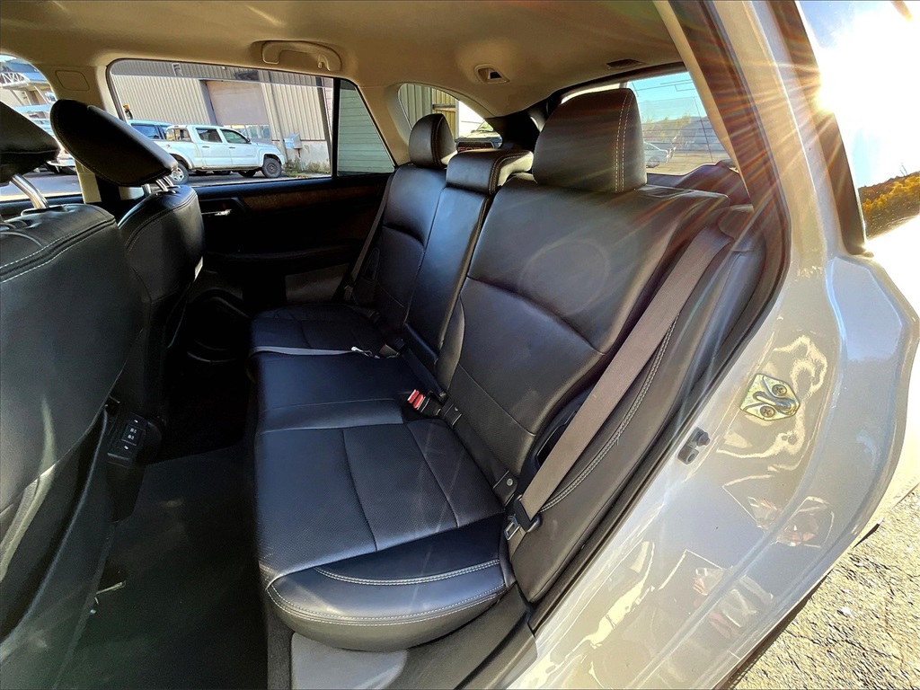 2019 Subaru Outback 2.5i - Photo 15