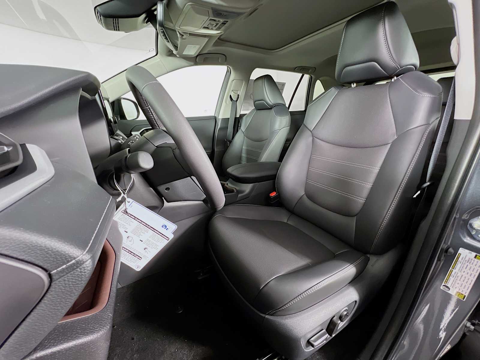 2025 Toyota RAV4 Limited - Photo 12