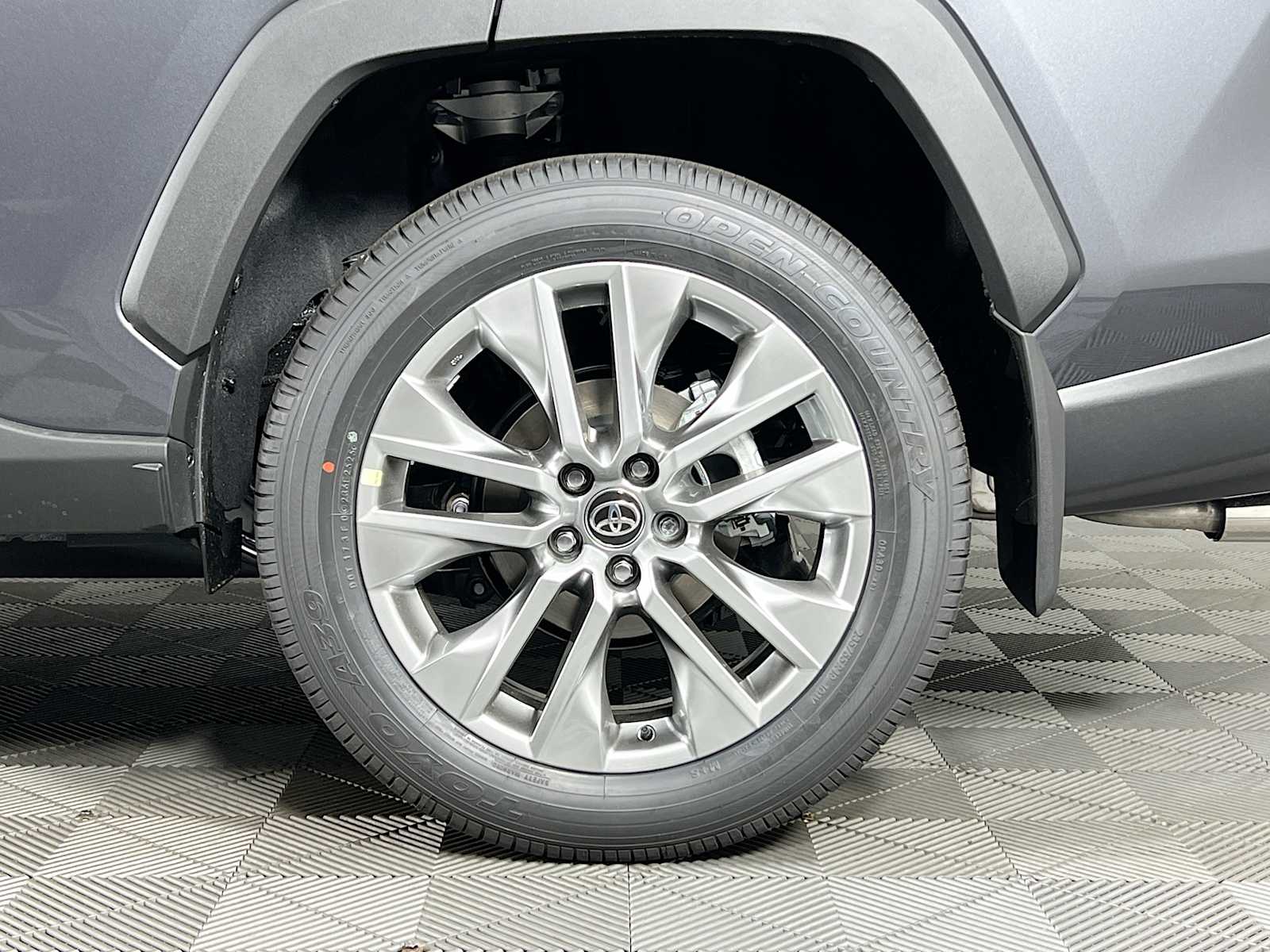 2025 Toyota RAV4 Limited - Photo 19