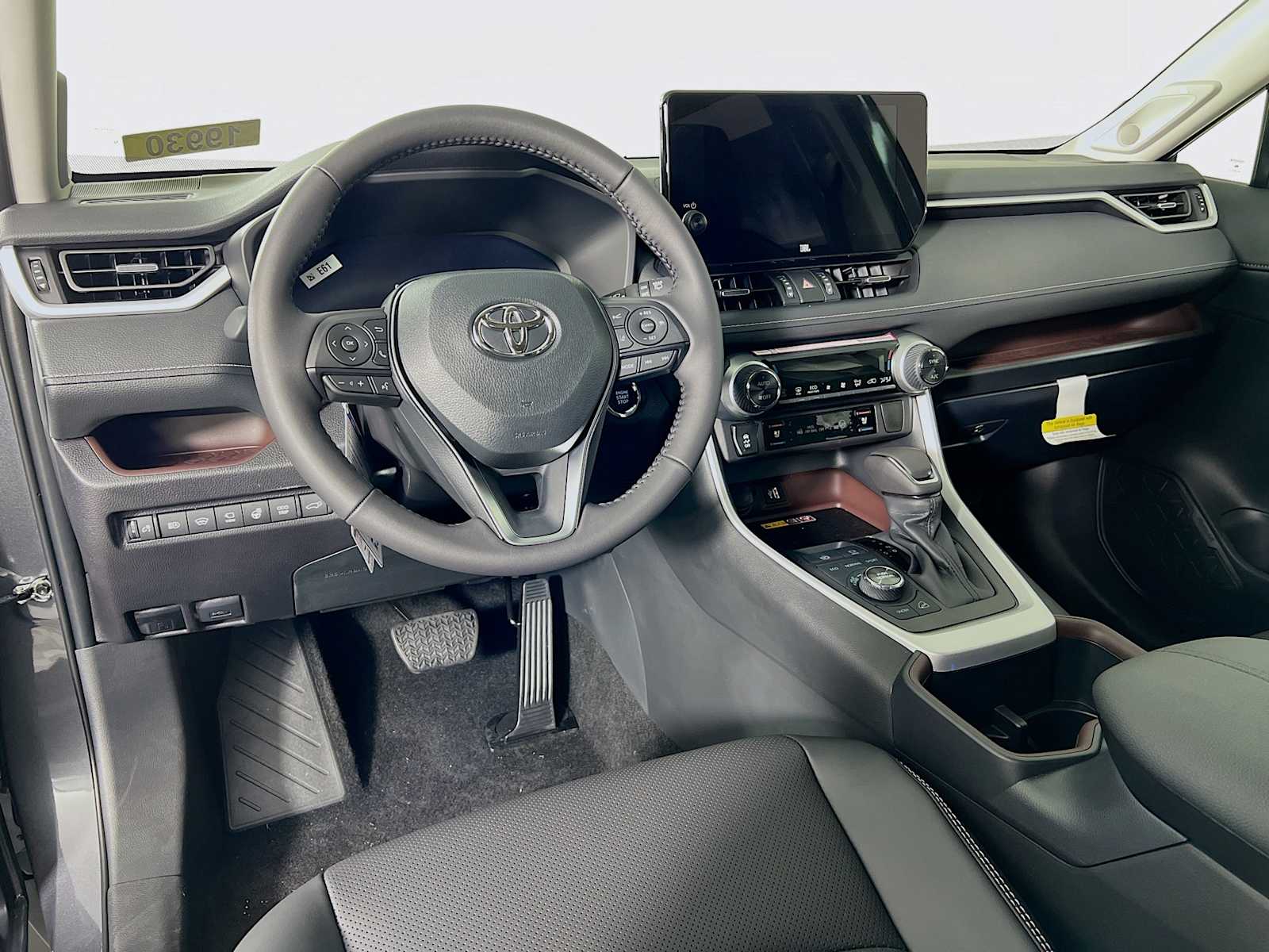 2025 Toyota RAV4 Limited - Photo 6