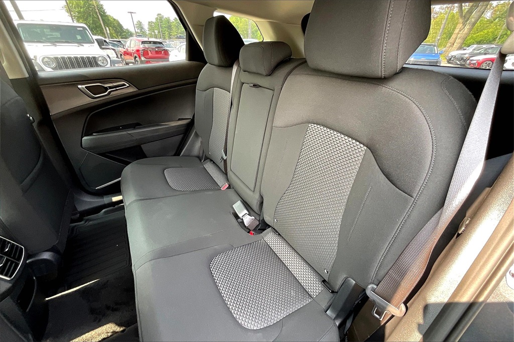 2025 Kia Sportage Hybrid LX - Photo 15