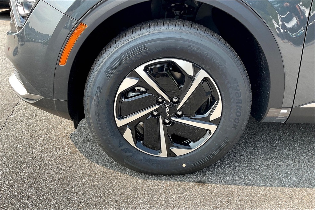 2025 Kia Sportage Hybrid LX - Photo 8