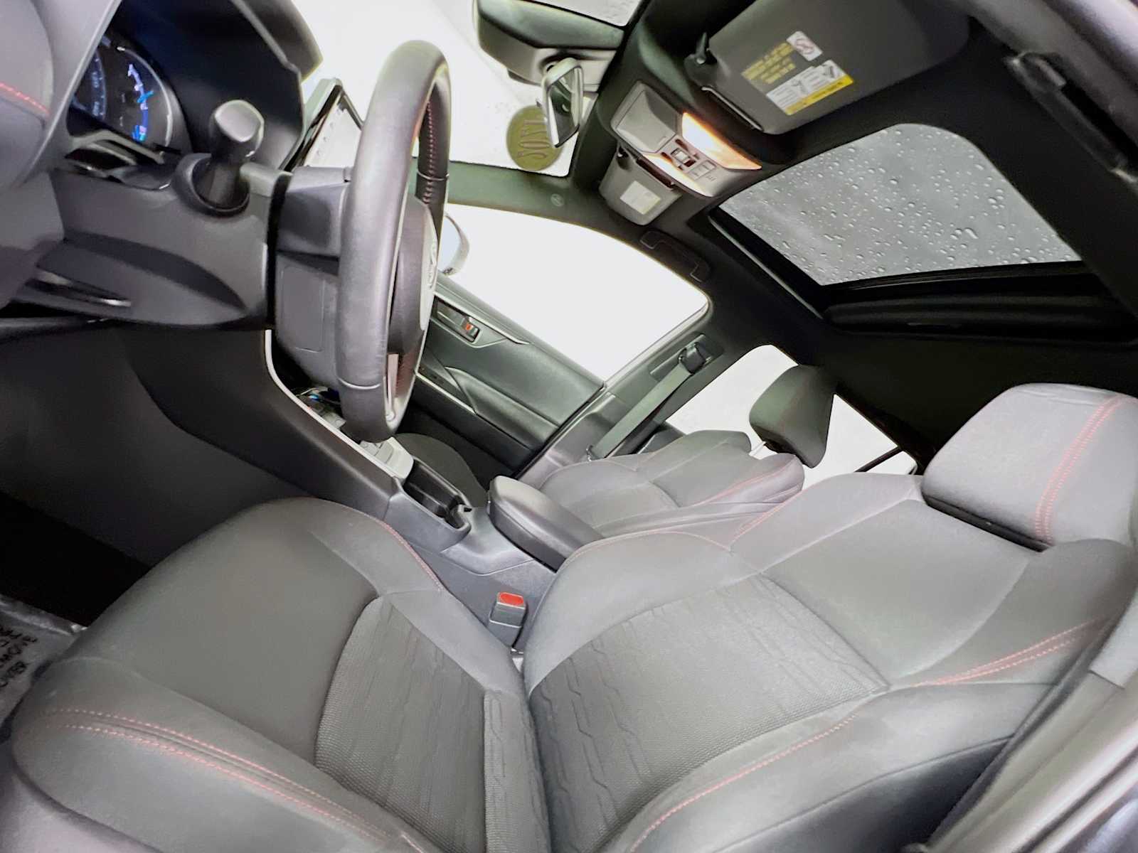 2021 Toyota RAV4 Prime SE - Photo 23