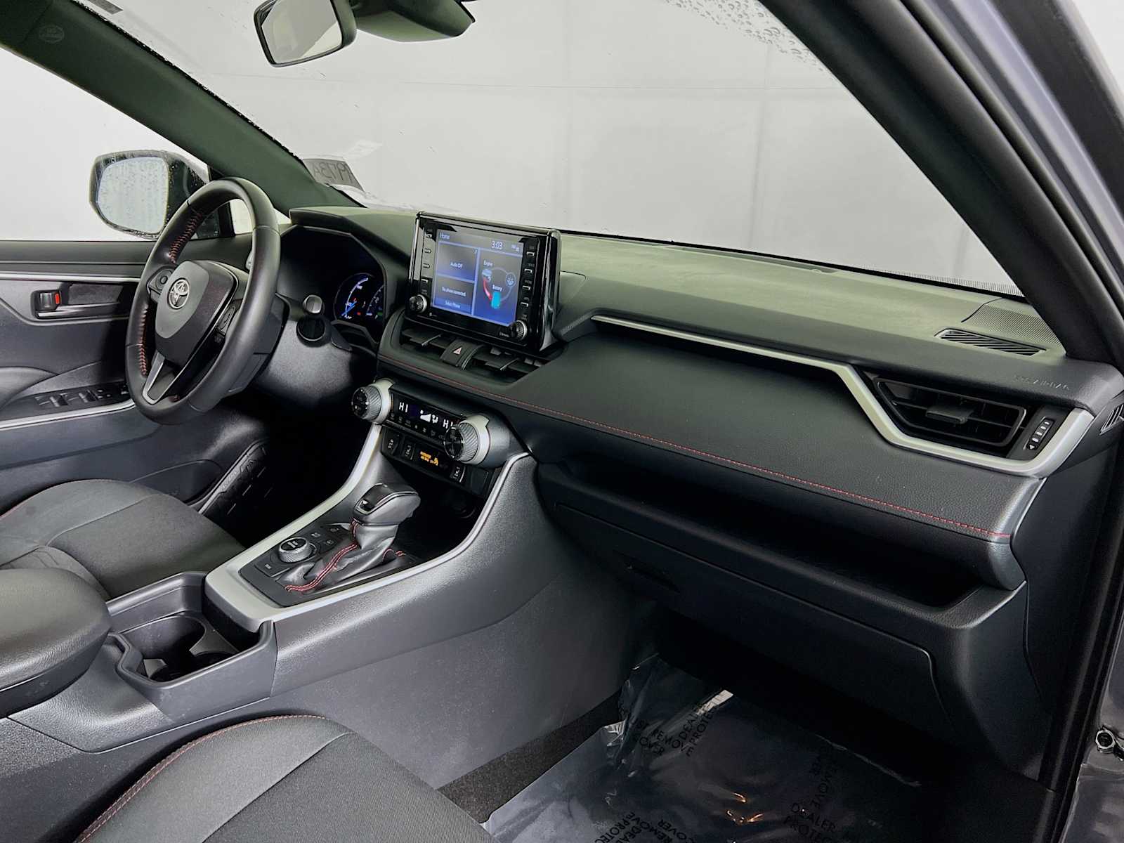 2021 Toyota RAV4 Prime SE - Photo 30