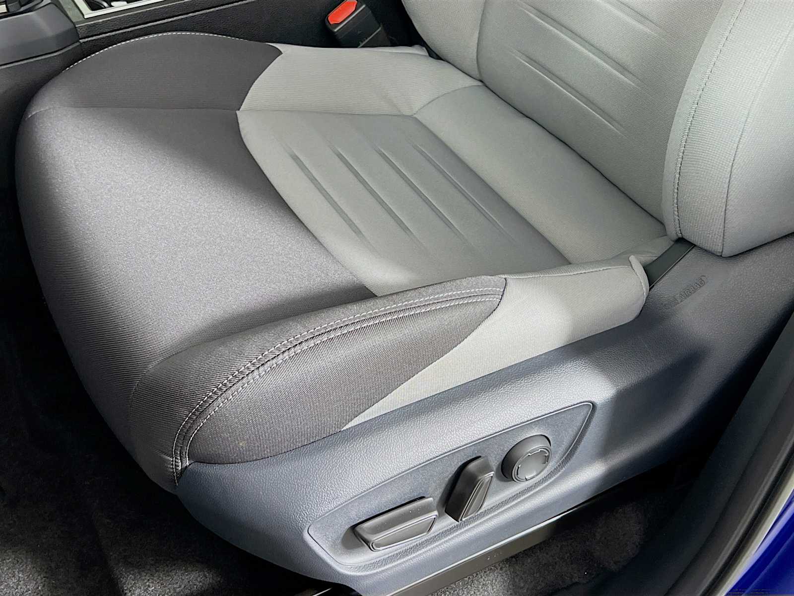 2025 Toyota Tacoma TRD Off Road - Photo 16