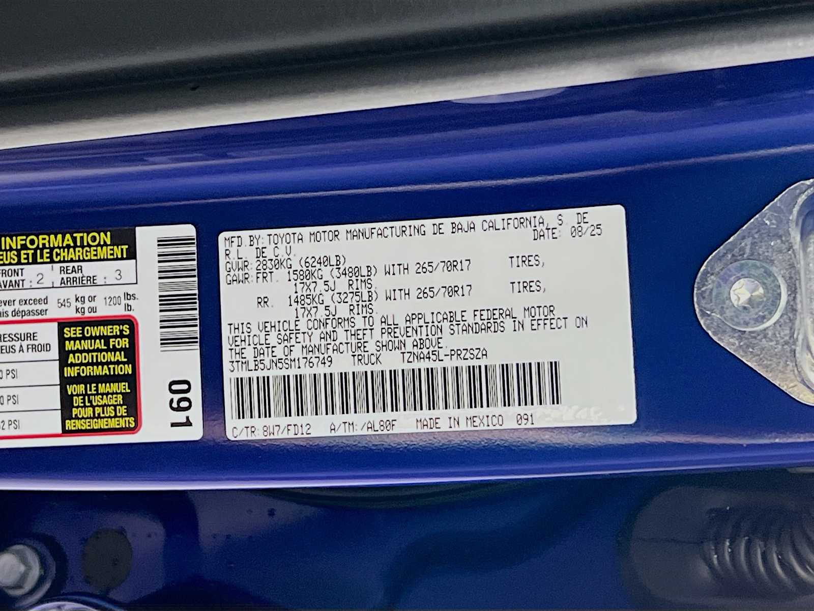 2025 Toyota Tacoma TRD Off Road - Photo 19