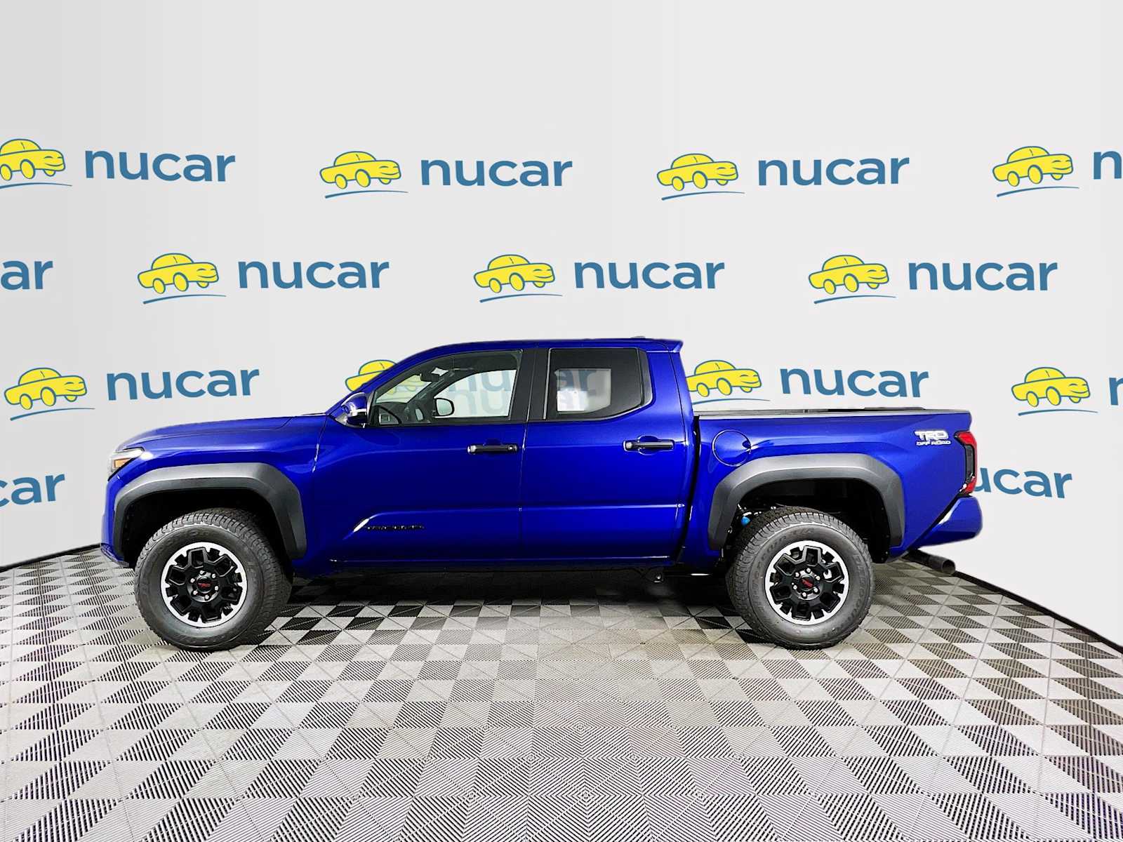 2025 Toyota Tacoma TRD Off Road - Photo 3