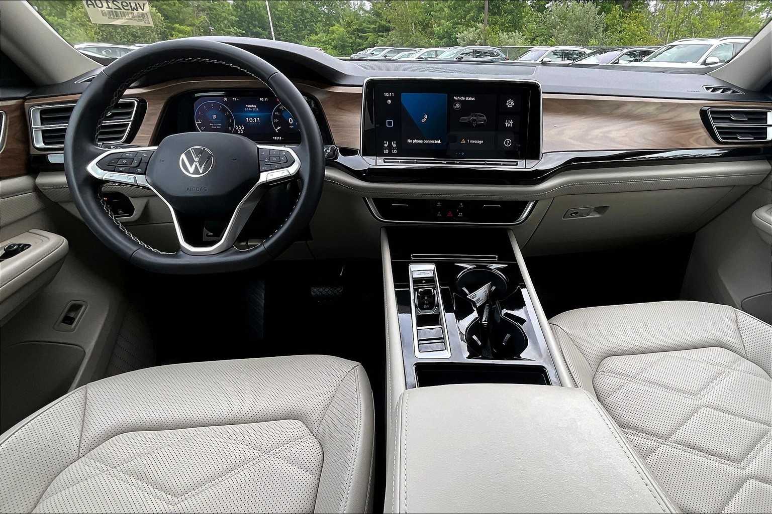 2024 Volkswagen Atlas 2.0T SE w/Technology - Photo 22