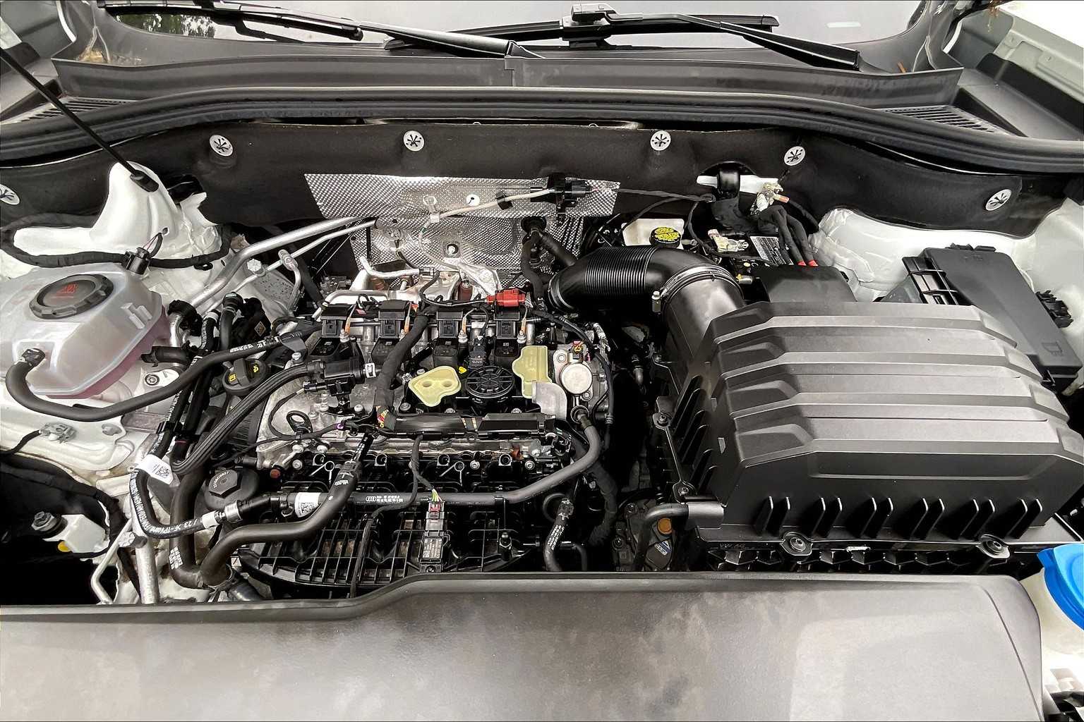 2024 Volkswagen Atlas 2.0T SE w/Technology - Photo 29