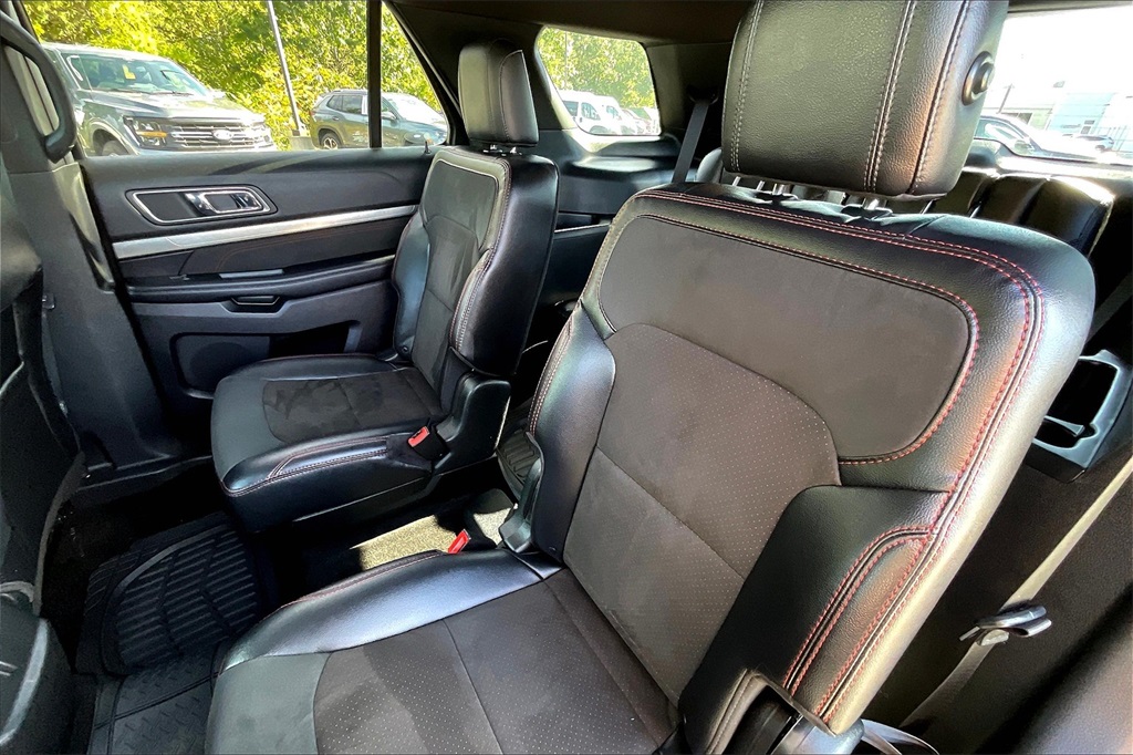 2019 Ford Explorer XLT - Photo 14