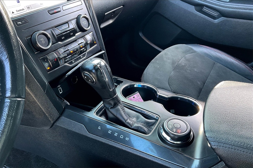 2019 Ford Explorer XLT - Photo 20