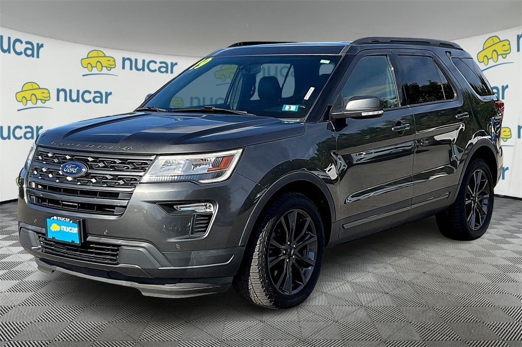 2019 Ford Explorer XLT - Photo 3