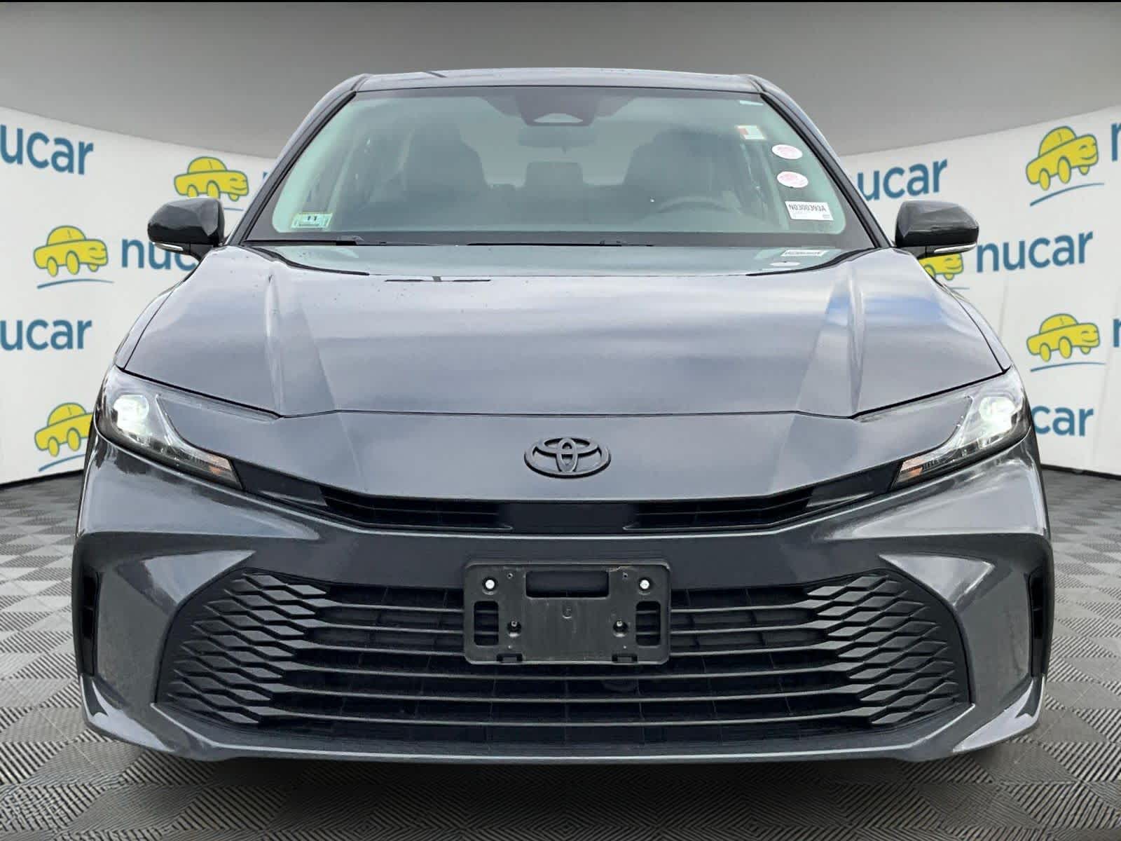 2025 Toyota Camry LE - Photo 2