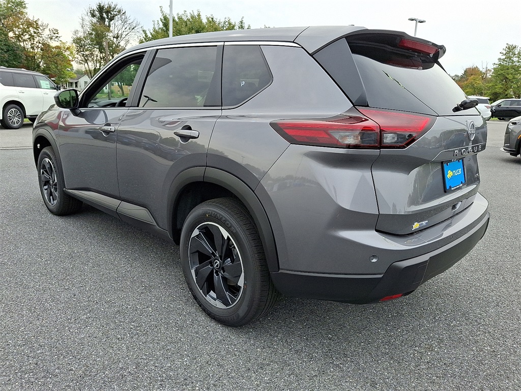 2026 Nissan Rogue SV - Photo 3