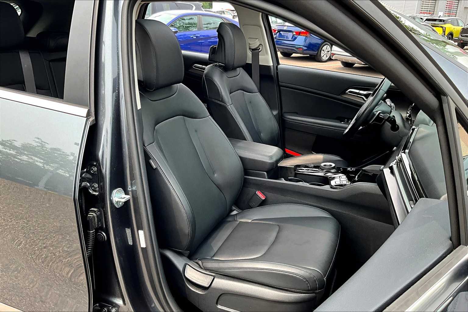 2023 Kia Sportage Hybrid EX - Photo 11
