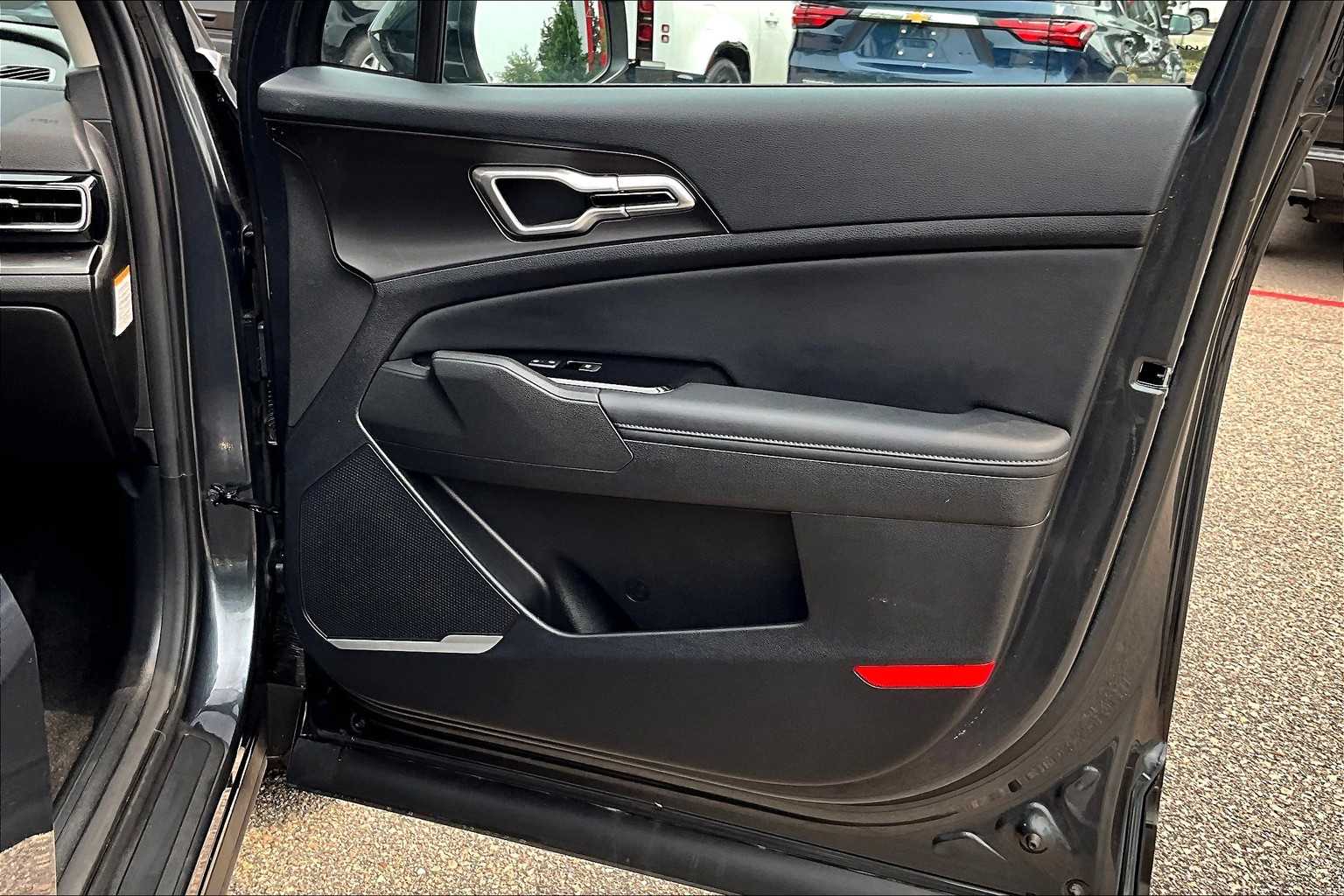 2023 Kia Sportage Hybrid EX - Photo 12