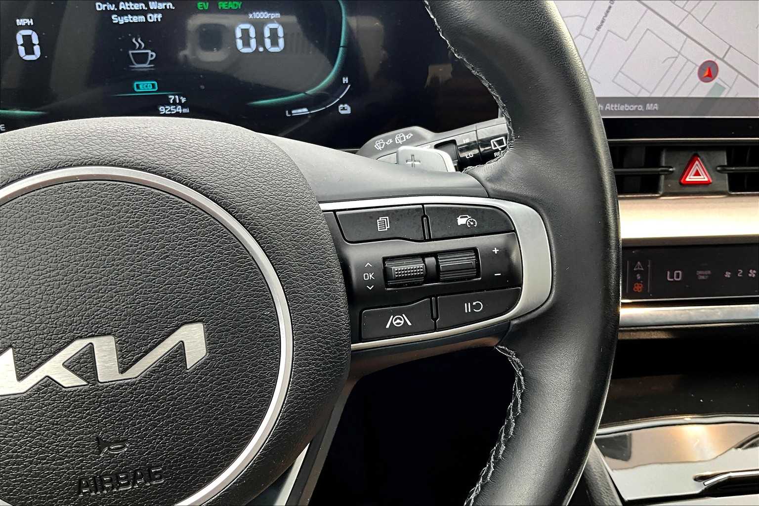 2023 Kia Sportage Hybrid EX - Photo 24