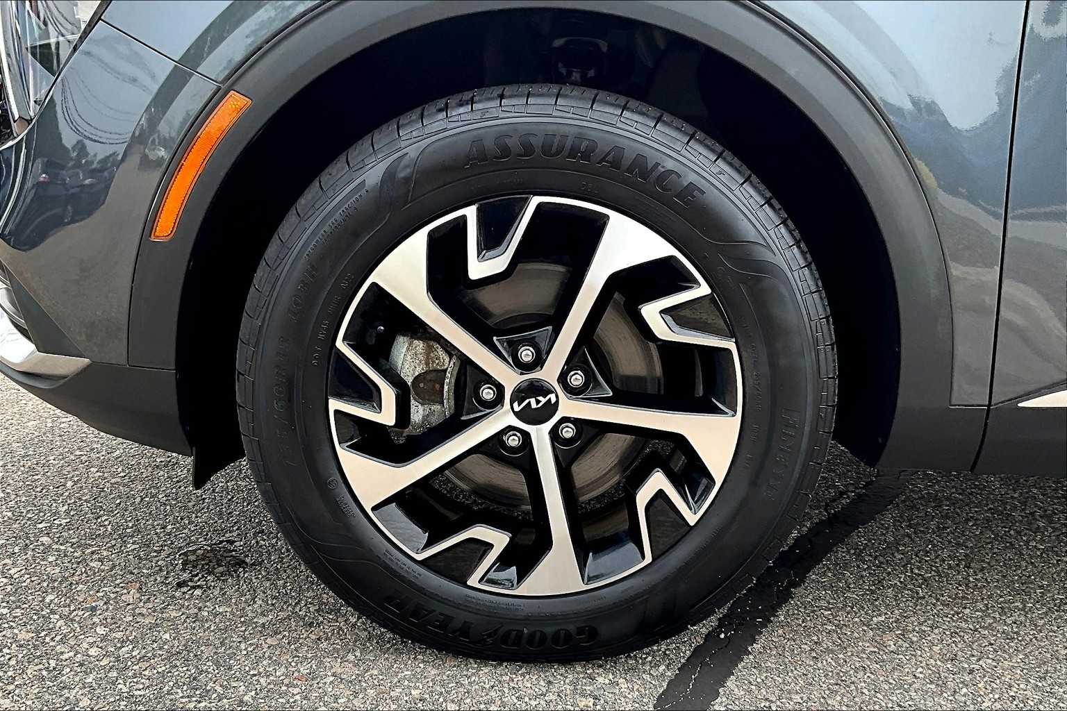 2023 Kia Sportage Hybrid EX - Photo 7