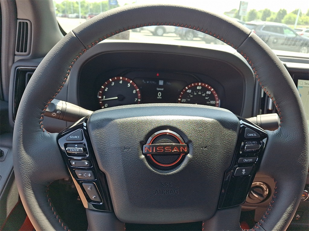 2025 Nissan Frontier PRO-4X - Photo 16