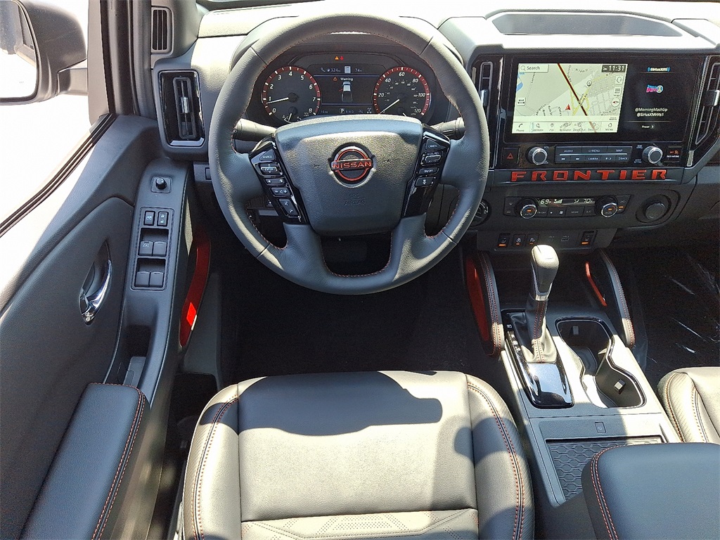 2025 Nissan Frontier PRO-4X - Photo 7