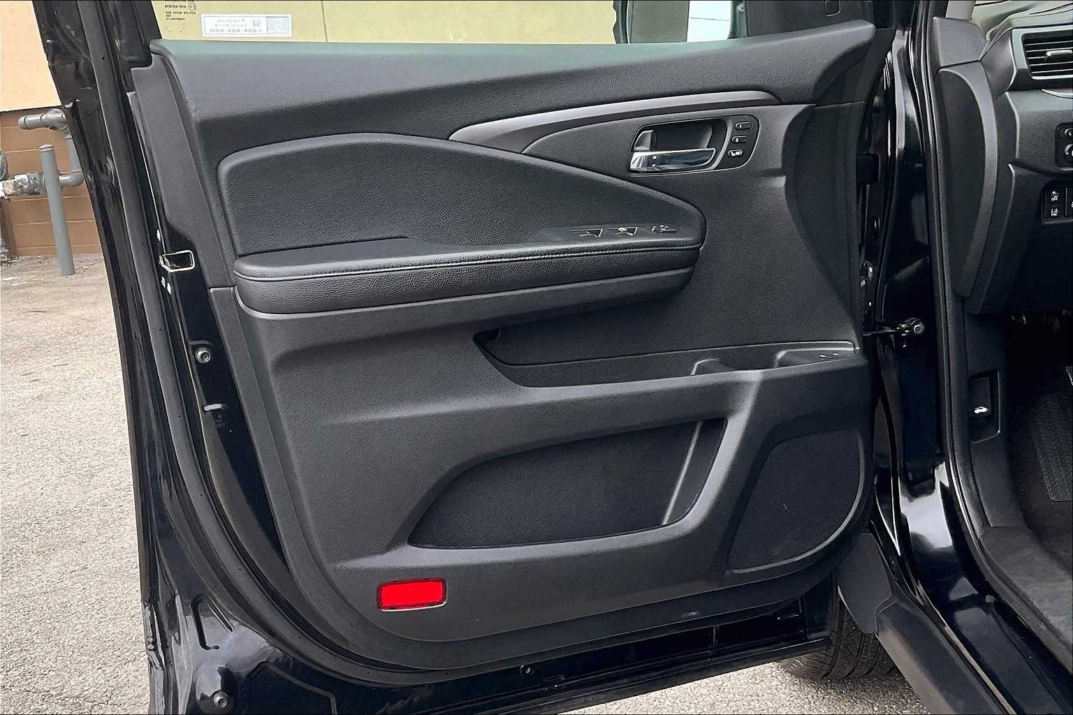 2022 Honda Pilot Special Edition - Photo 9