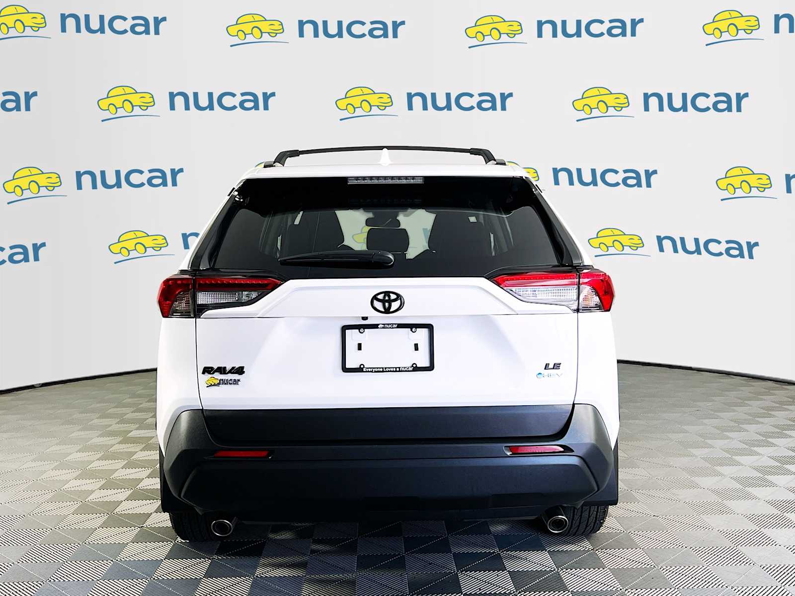 2025 Toyota RAV4 Hybrid LE - Photo 6