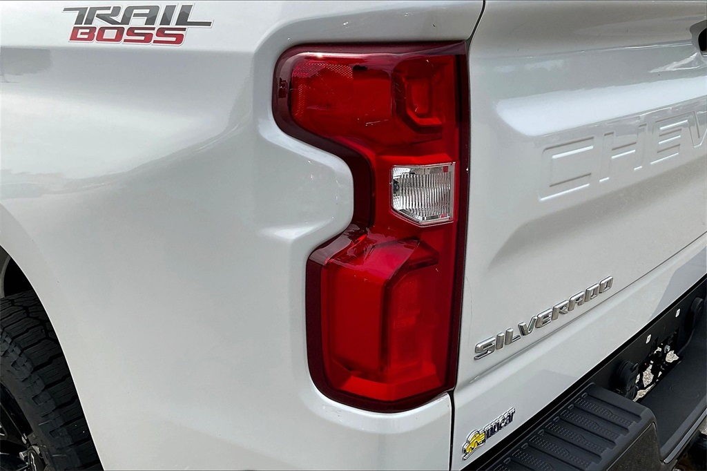 2020 Chevrolet Silverado 1500 LT Trail Boss - Photo 32