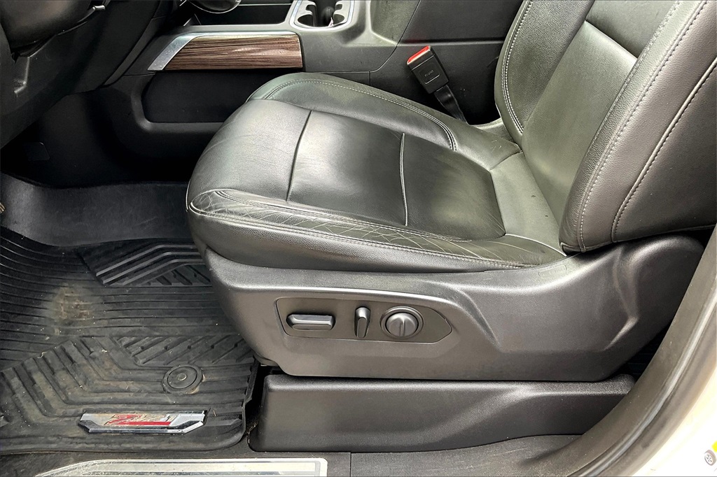 2020 Chevrolet Silverado 1500 LT Trail Boss - Photo 34