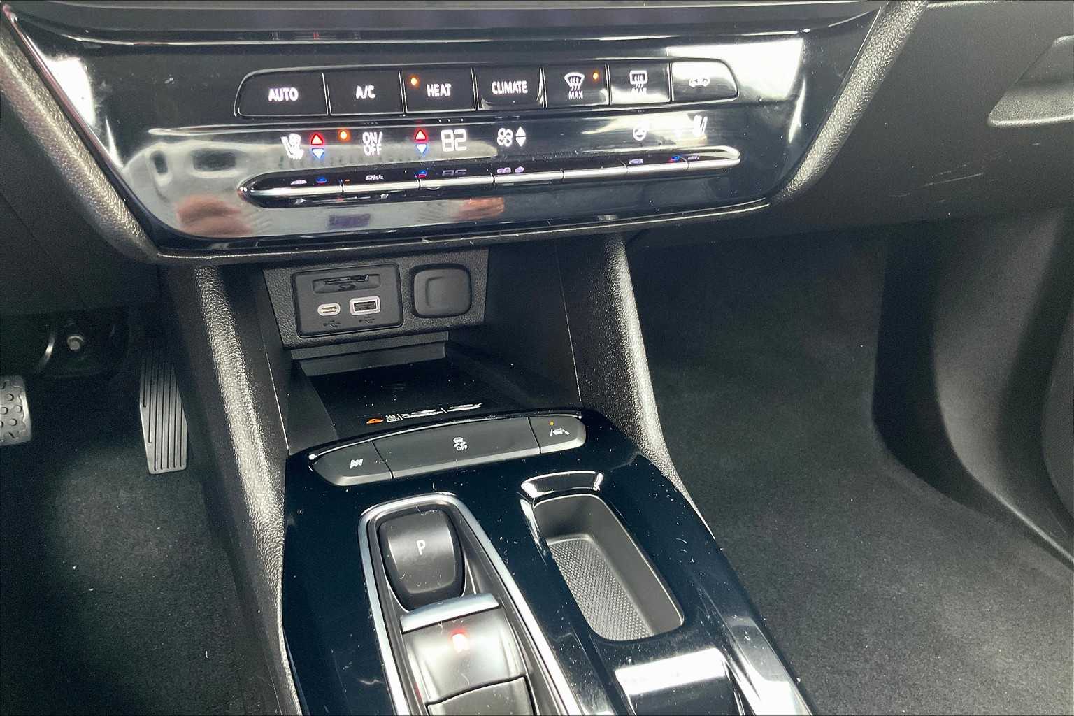 2022 Chevrolet Bolt EUV LT - Photo 25