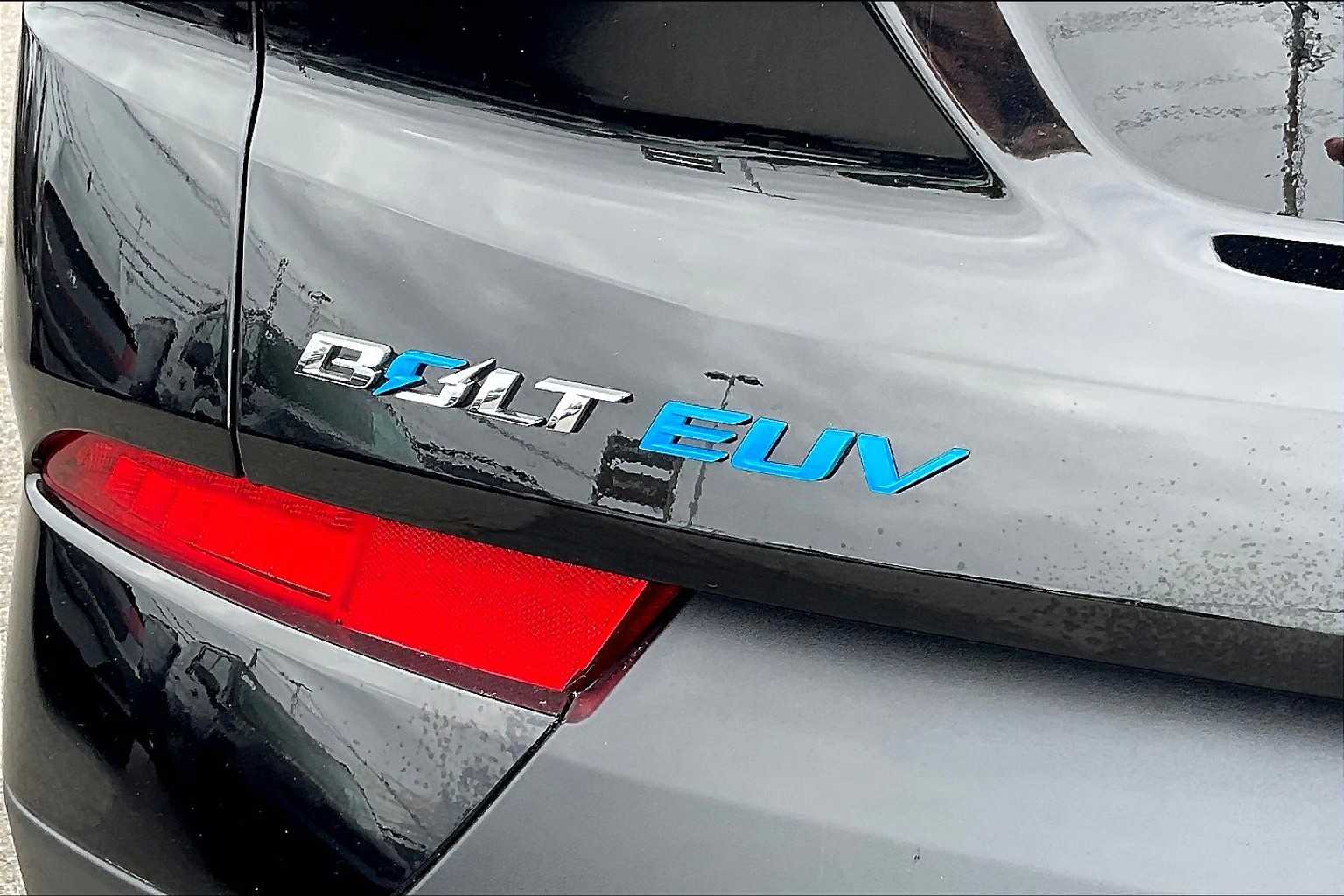 2022 Chevrolet Bolt EUV LT - Photo 28