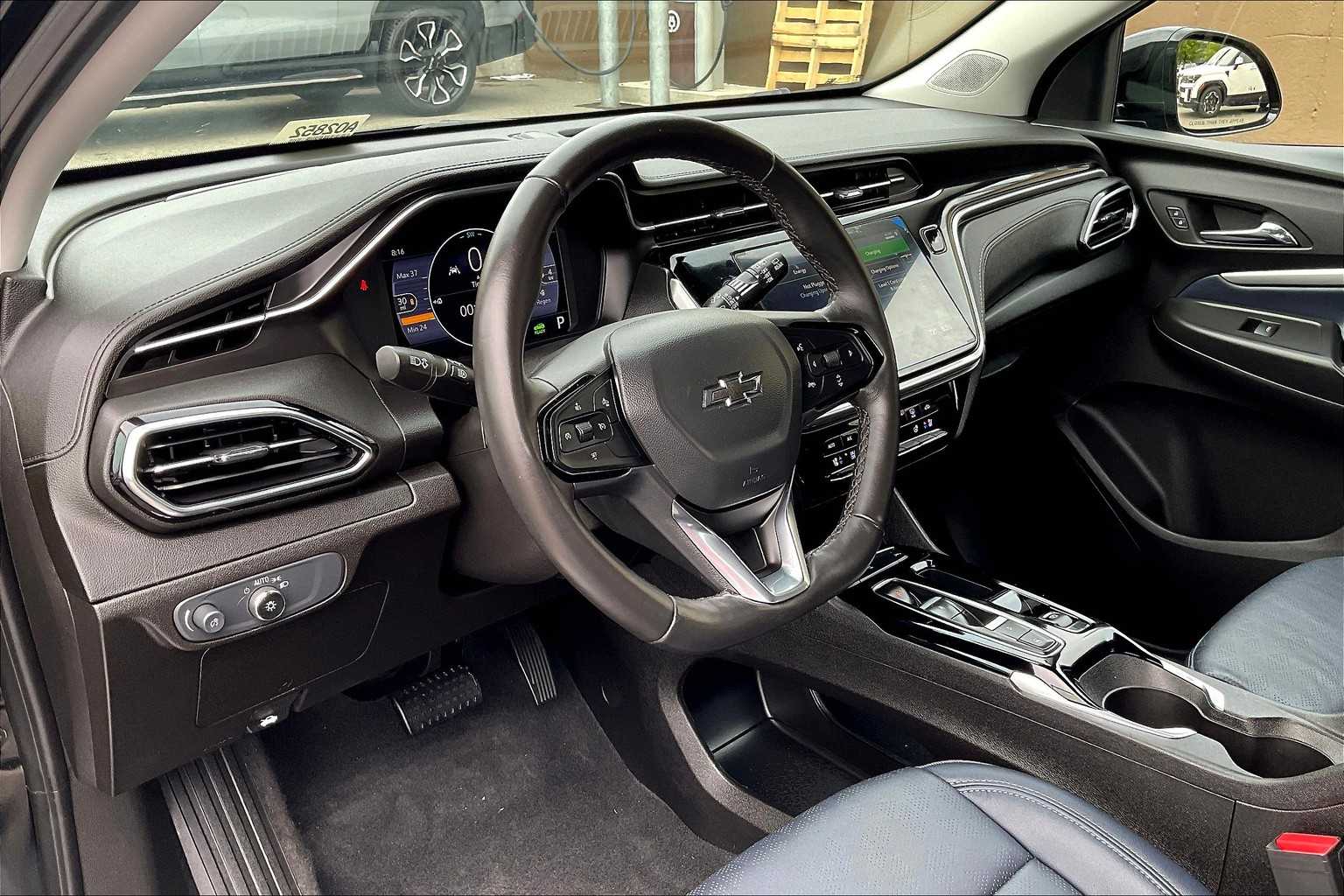 2022 Chevrolet Bolt EUV LT - Photo 8