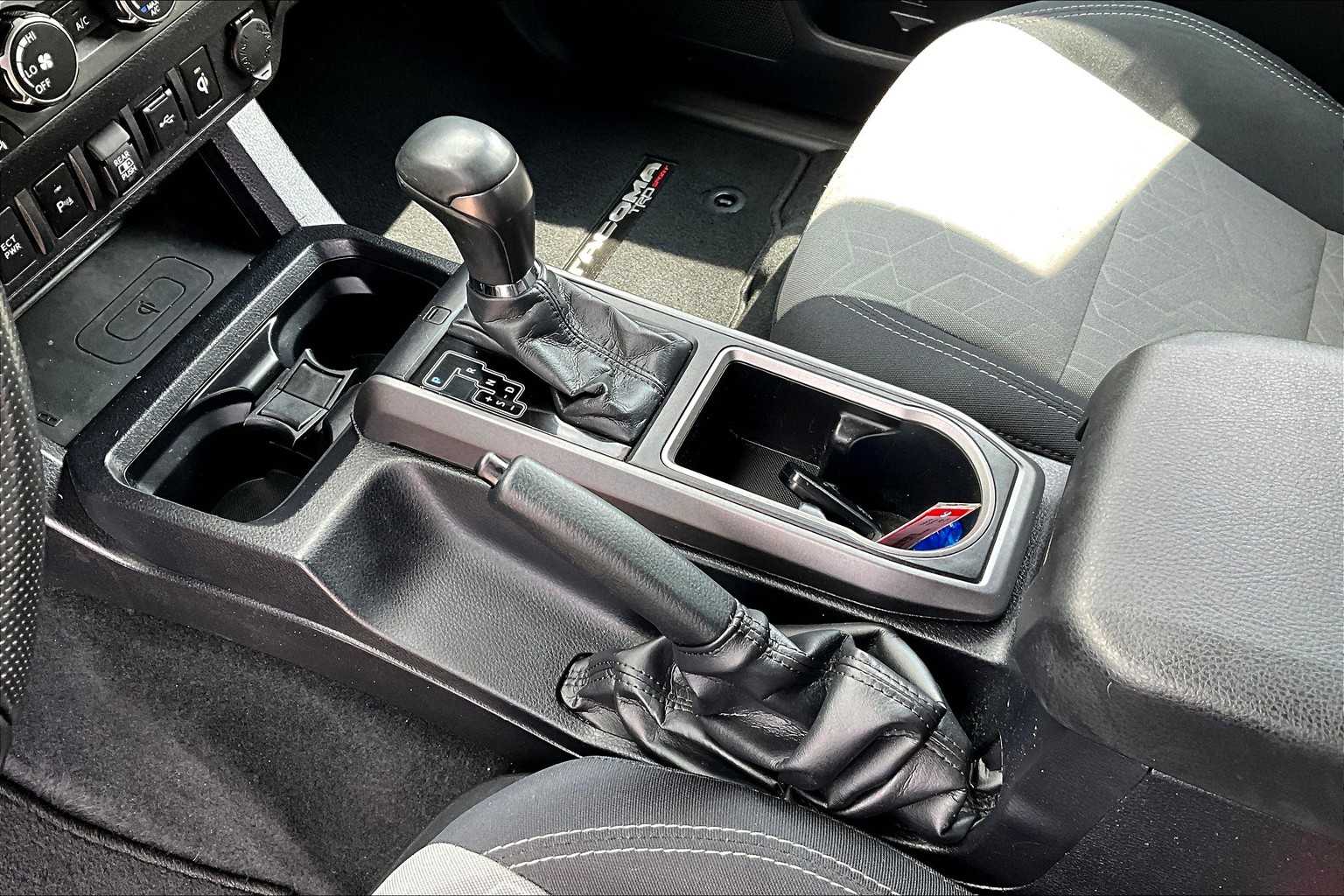 2020 Toyota Tacoma TRD Sport - Photo 20